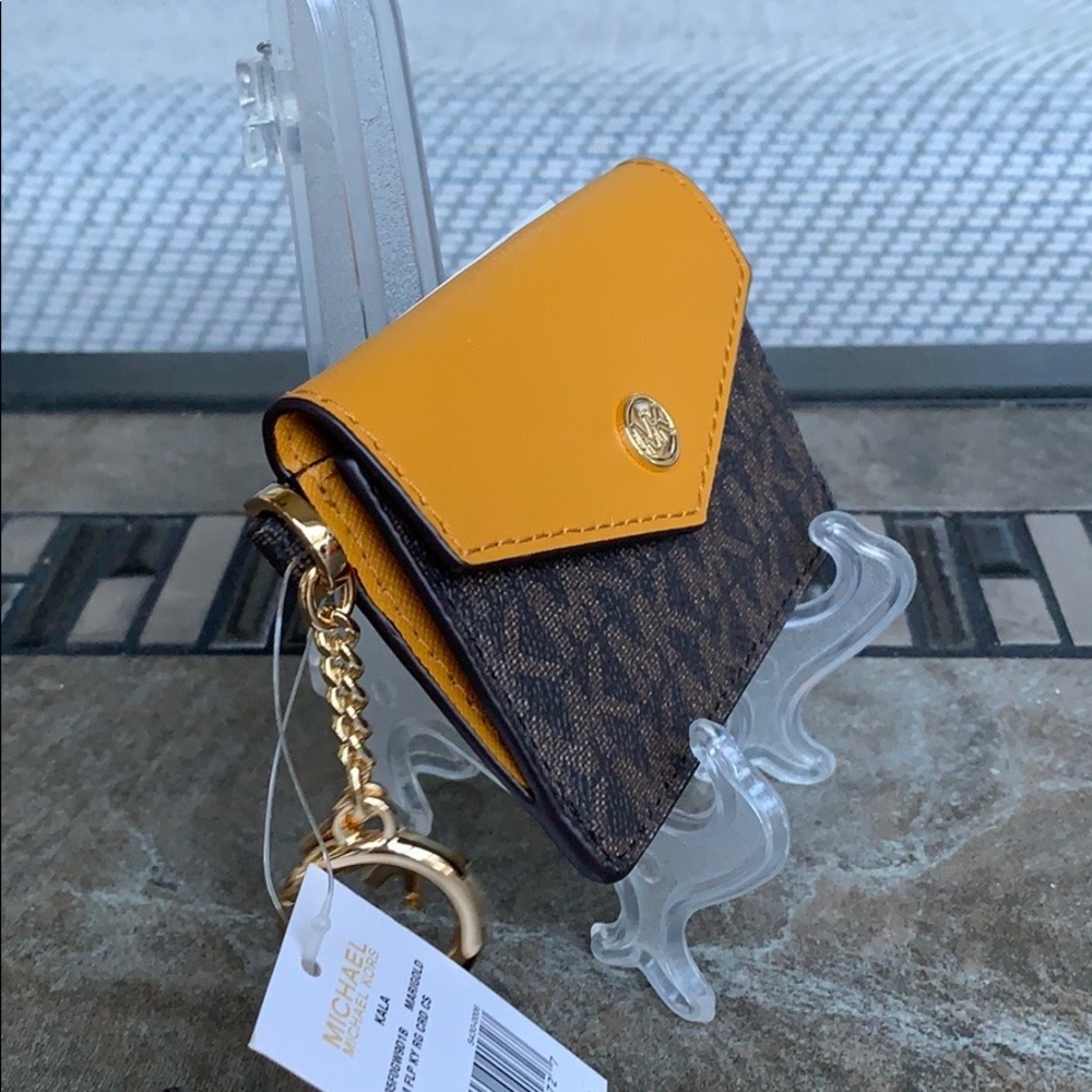 Michael Kors KALA SM FLP KY CRD CS MARIGOLD - Picture 12 of 16